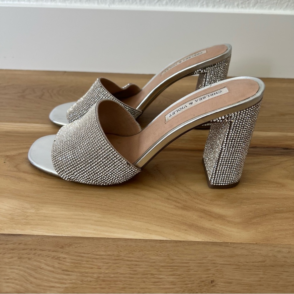 Chelsea & Violet Silver Block Heel Heels with Rhinestones Size 7.5M